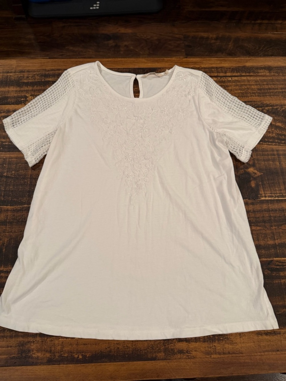 Soft Surroundings White Embroidered Crochet Sleeve Tunic
